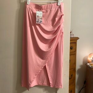 Pink elastic waist skirt.Size Medium